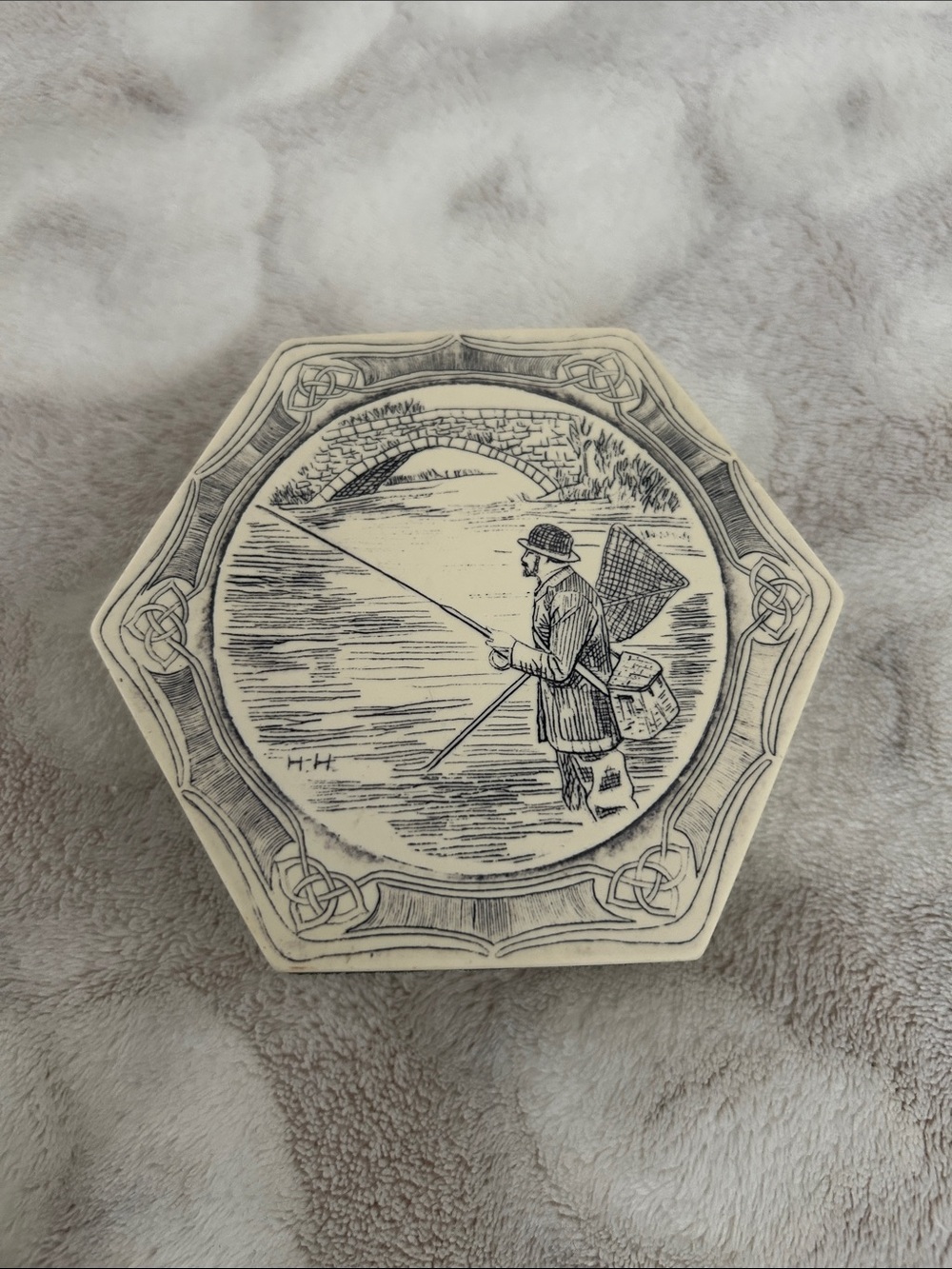 Vintage Comoy’s of London faux scrimshaw hexagonal trinket box